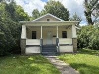 Building Photo - 516 Wildwood Ave