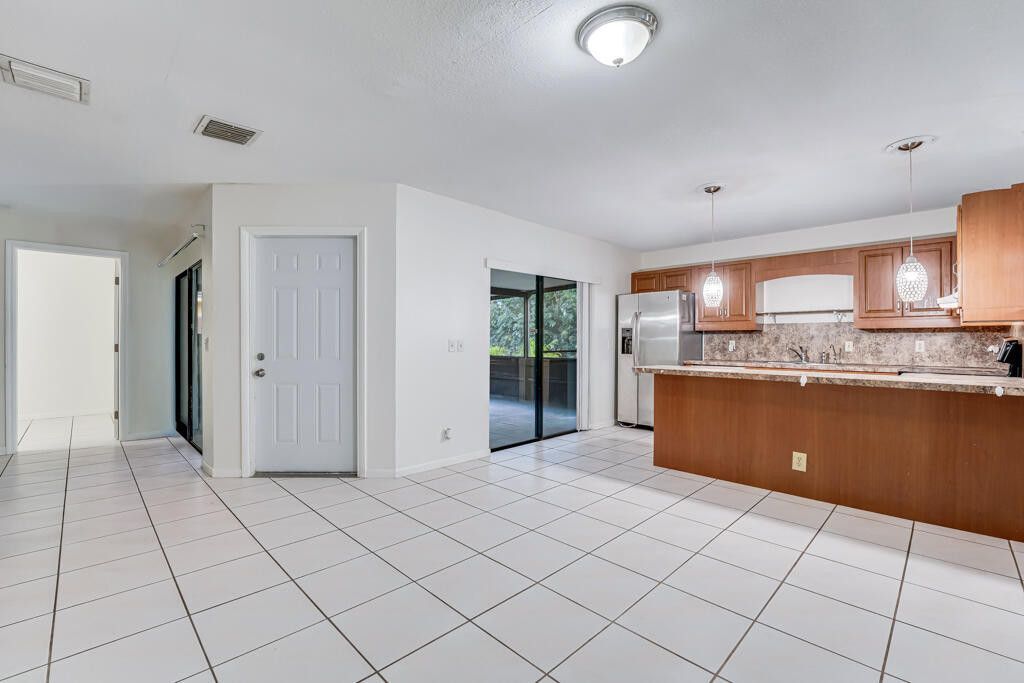 Building Photo - 4205 Turnberry Cir