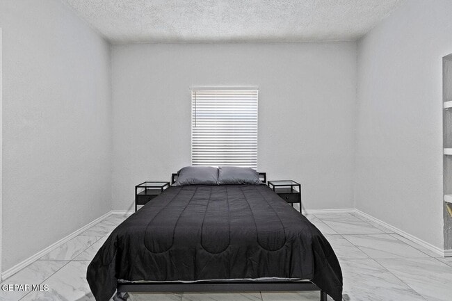 Building Photo - 4012 Tularosa Ave
