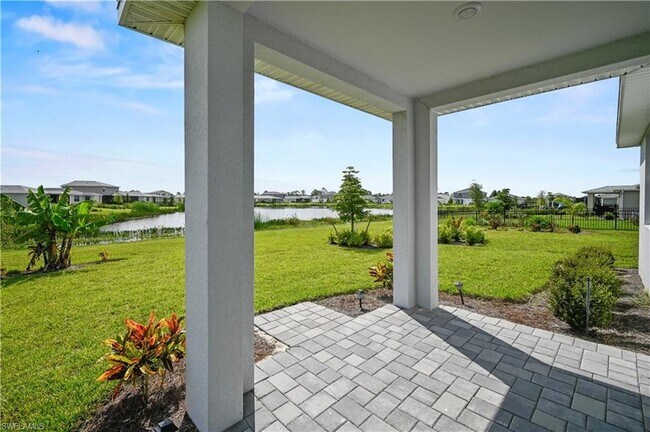 Building Photo - 43744 Cattleman Dr