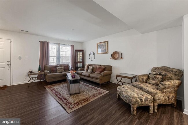 Building Photo - 35 Mengel Rd