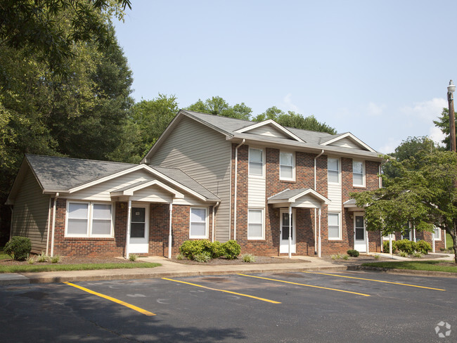 Building Photo - Parkland Apartments