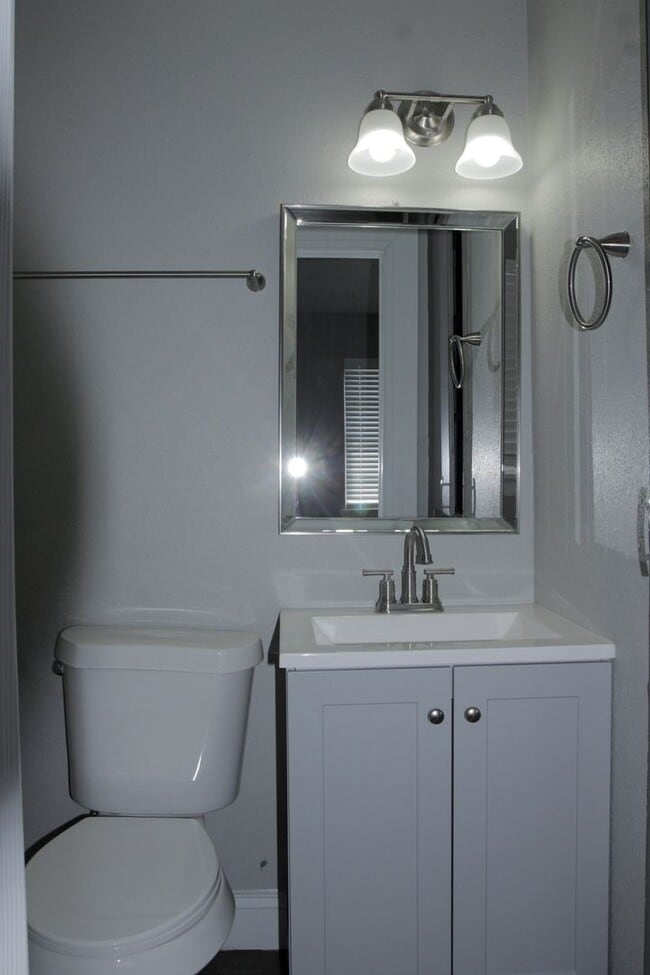 Building Photo - 6713 Pecan Park Dr