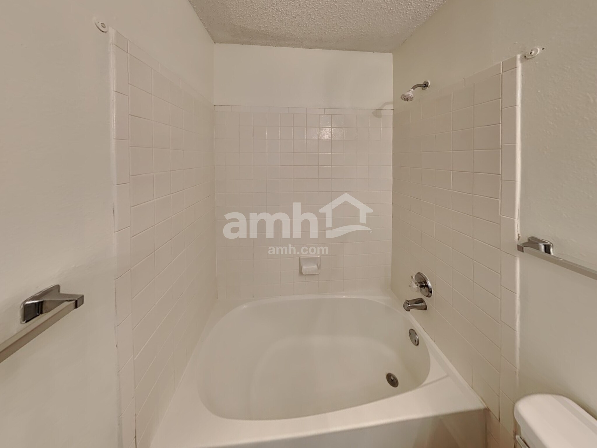 Building Photo - 8931 Kenton Briar