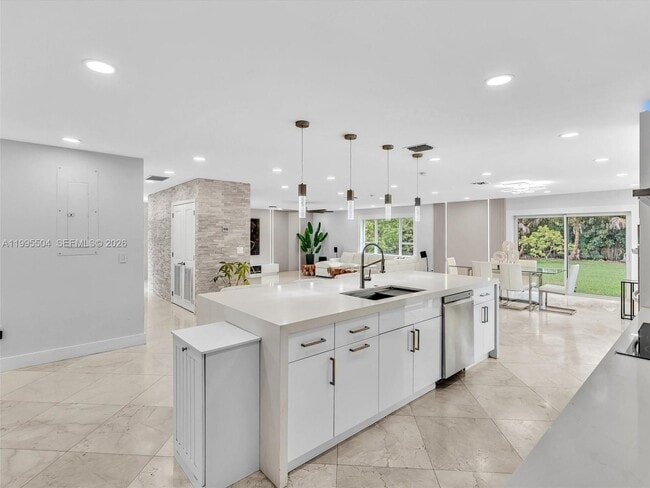 Building Photo - 6920 SW 182nd Way