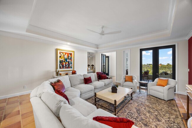 Building Photo - 828 Hideaway Cir E