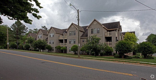 Primary Photo - Morcom Apartments