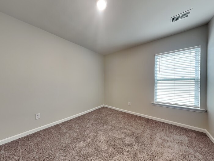 Building Photo - 110 Boat Clb Ln