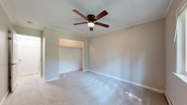 Building Photo - 124 Allen Dr