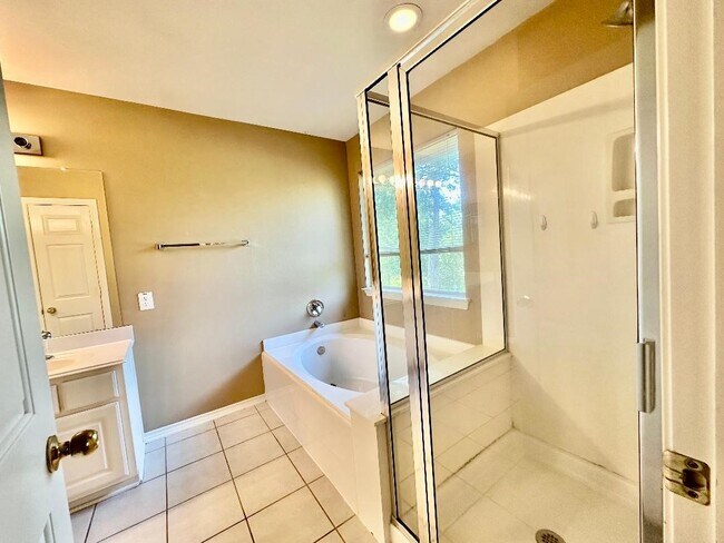 Building Photo - 20235 Arbolada Green Ct