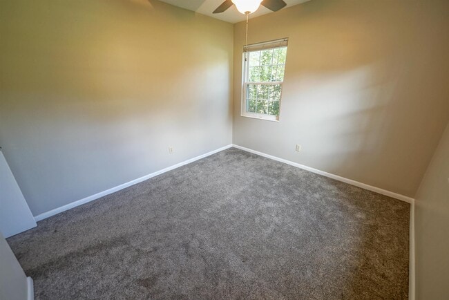 Building Photo - 3005 Tipperary Dr