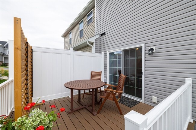 Building Photo - 23 Keuka Ln