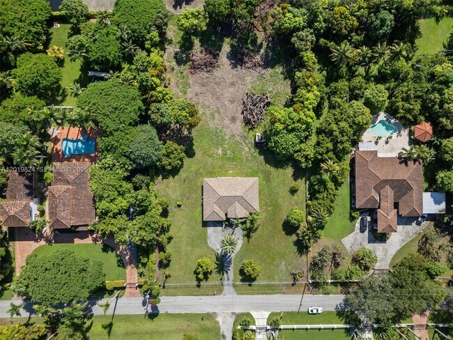 Building Photo - 16035 SW 173rd Ave