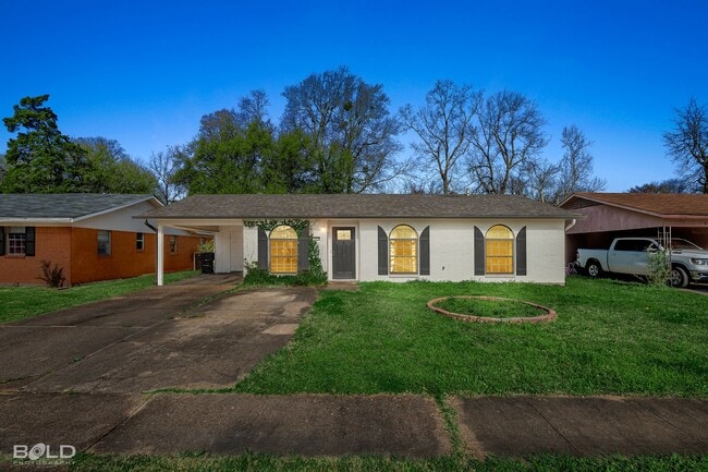 Building Photo - 1419 Teekell St