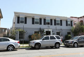 Building Photo - NEWLY RENOVATED APARTMENTS IN PRIME ALAMITOS BEACH