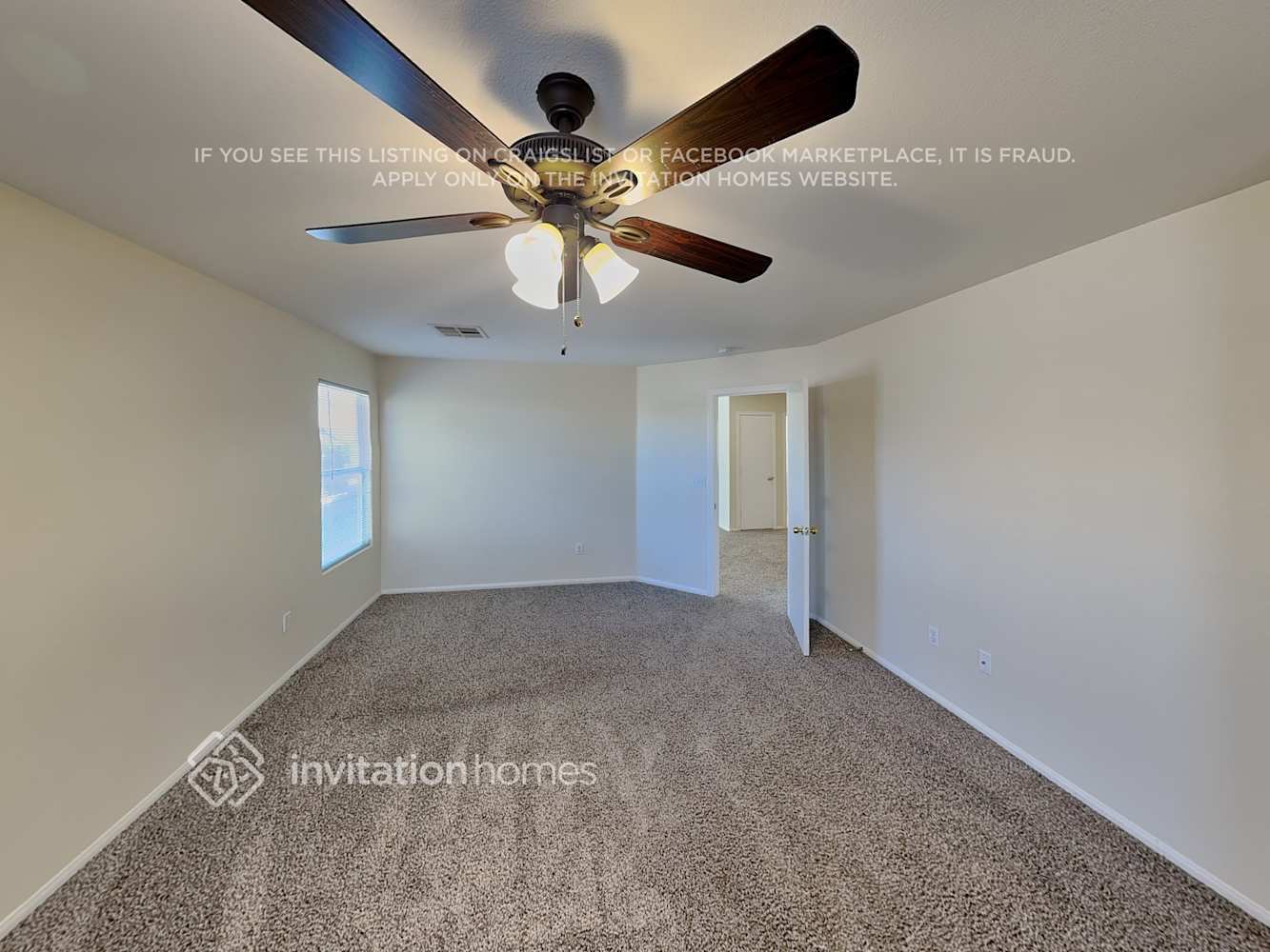 Building Photo - 3328 Famiglia Dr