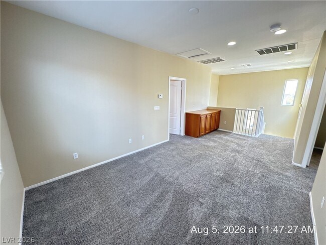 Building Photo - 711 Taliput Palm Pl