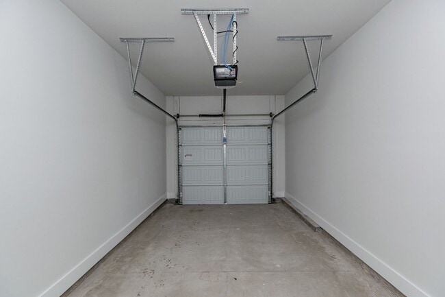 Building Photo - Monte Vista Townhomes