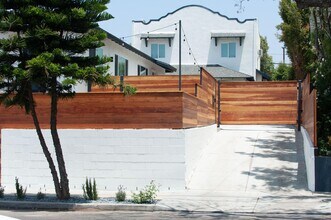 Building Photo - Spacious and Updated property in the heart...