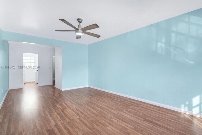 Building Photo - 635 8th St