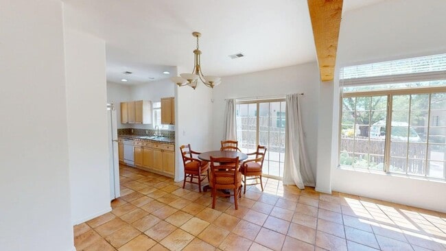Building Photo - 4255 Juniper Hill Ln