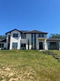 Building Photo - 9825 Fawn Vw Dr