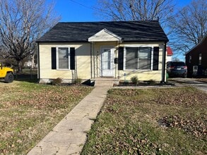 Building Photo - 2 Bedroom and 1 Bath Home