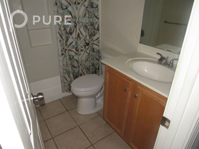 Building Photo - 266 Rocky Ridge Dr