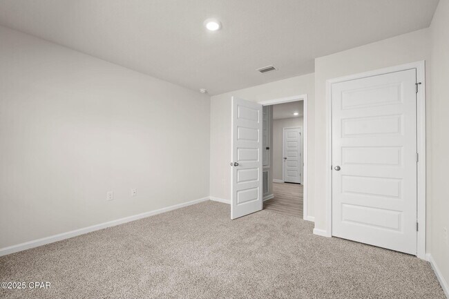 Building Photo - 4466 Riparian Ln