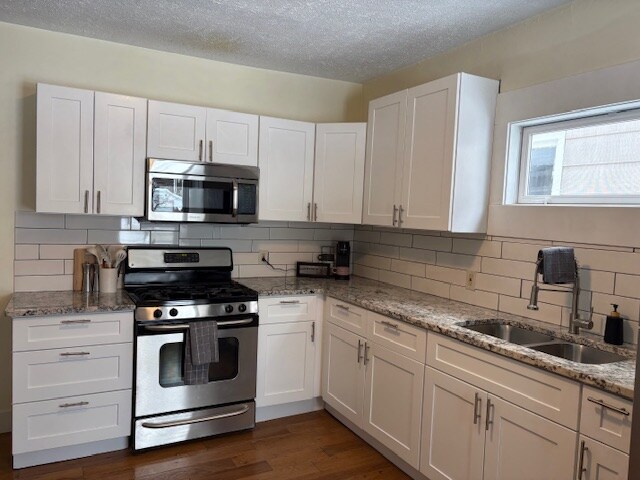 Building Photo - 846 Lafayette Ave NE