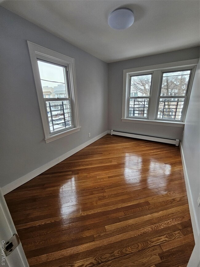 Building Photo - 78-32 87th Ave