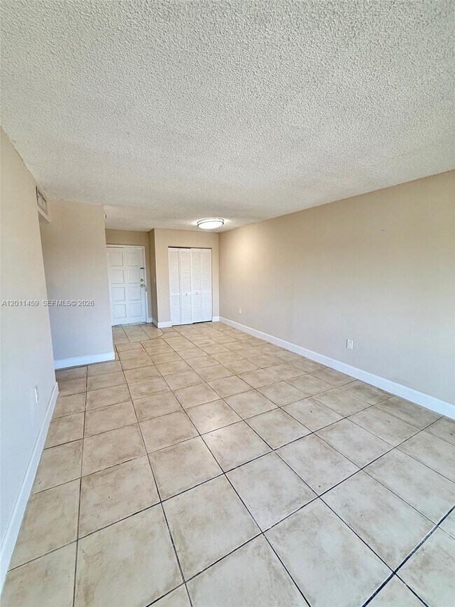 Building Photo - 1755 W 60th St
