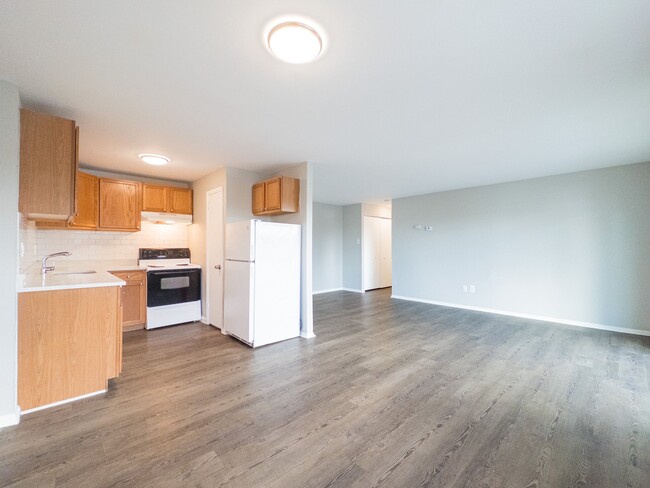 Kitchen / Living Room | Park Place - Park Place