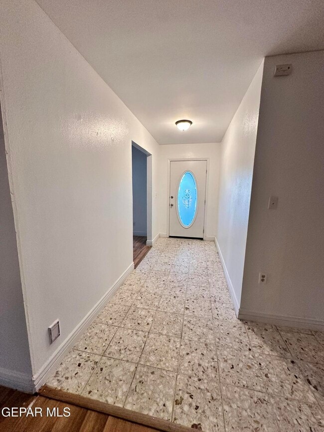 Building Photo - 1309 Lonewood Dr