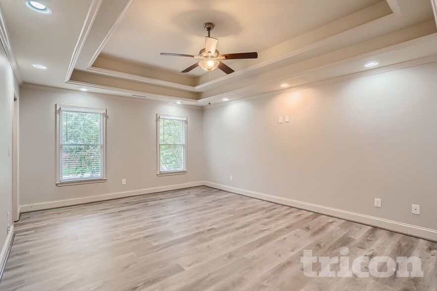 Building Photo - 125 Hunters Trce