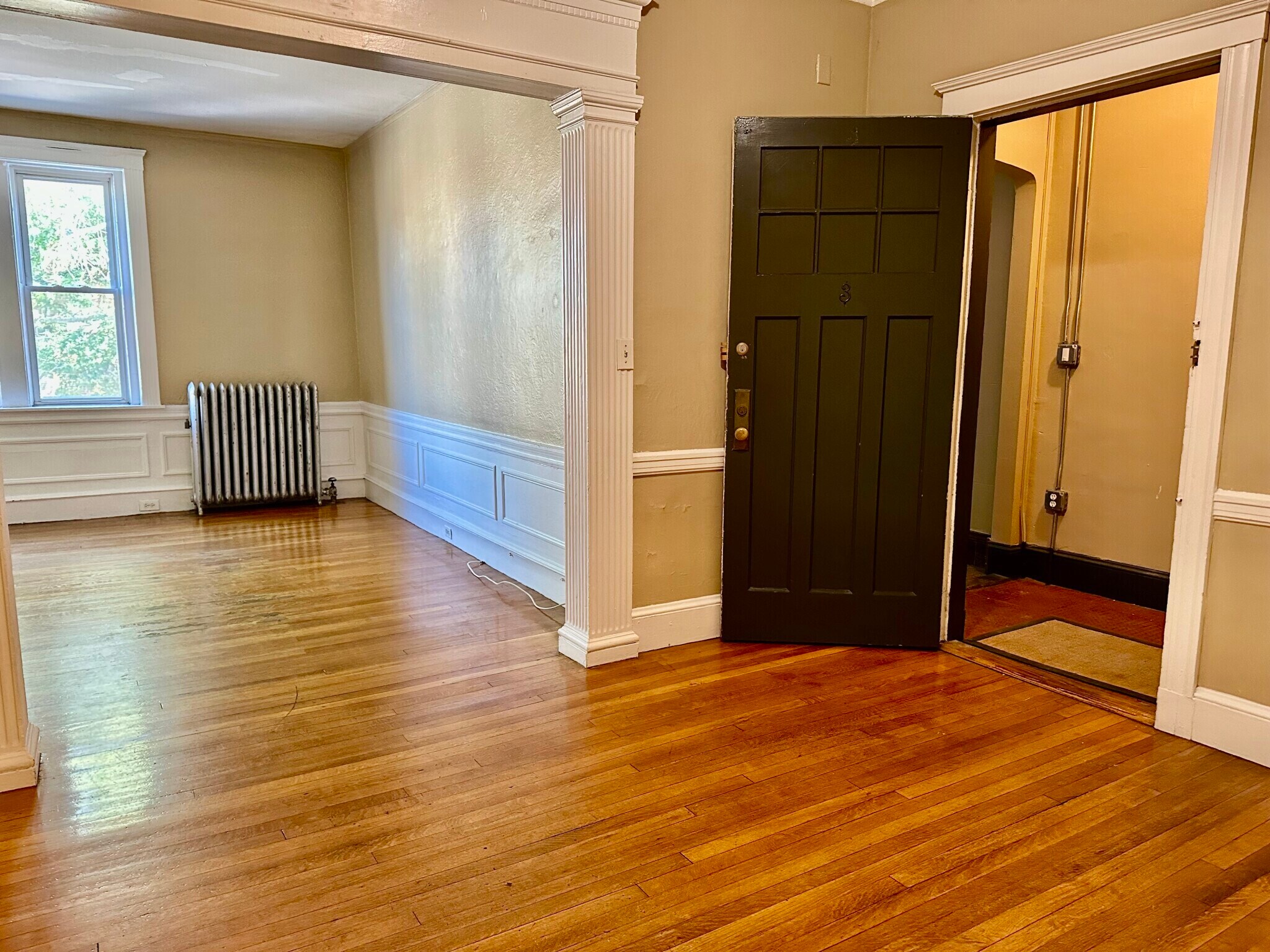 Building Photo - 330 St Paul St