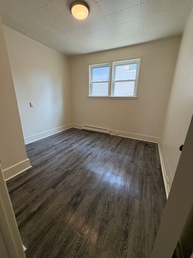 Building Photo - 267 Brodhead Ave