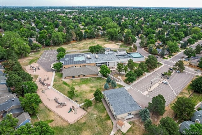 Building Photo - 11467 E Amherst Cir S