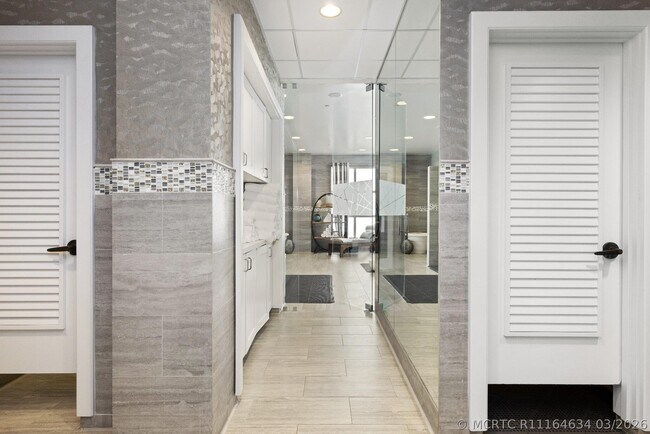 Building Photo - 6412 San Michel Way
