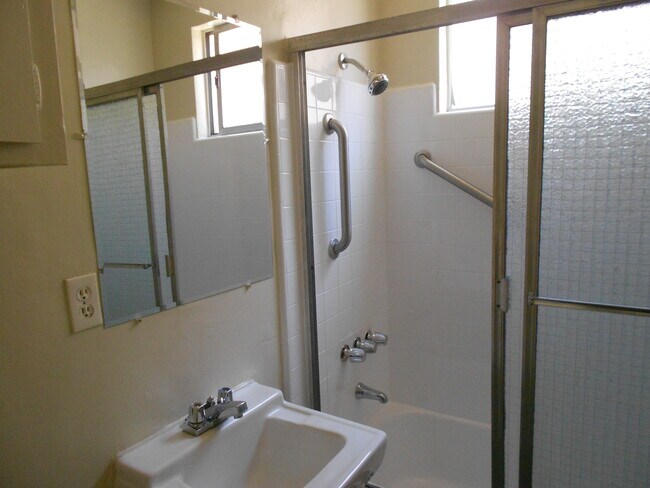 Floorplan - 3721 Midvale Ave