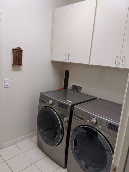 Building Photo - 22084 N 98th Dr