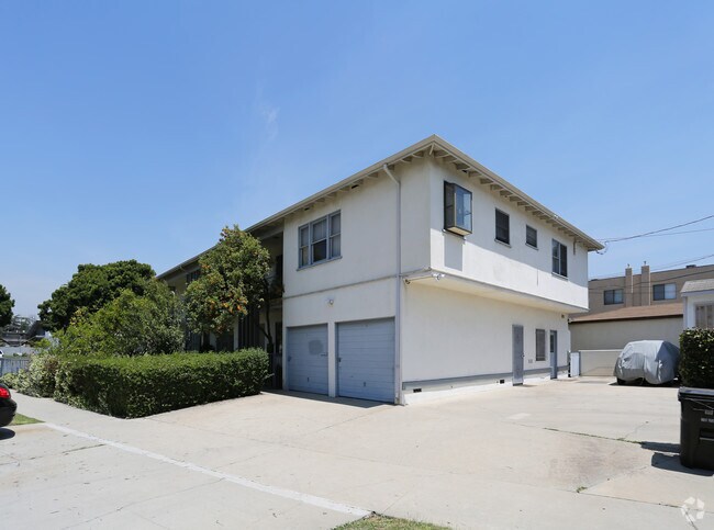 Building Photo - 3800 Marcasel Ave