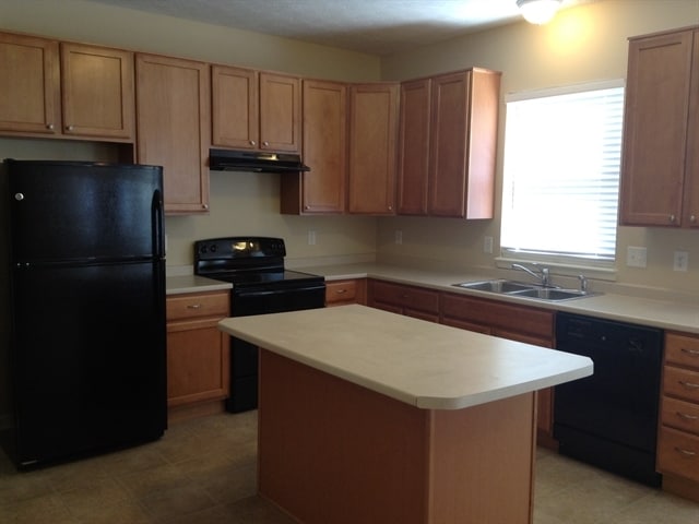 Building Photo - 6529 Caressa Way