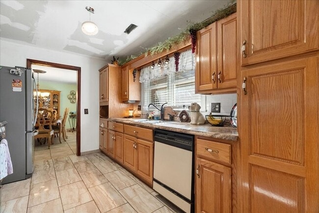 Building Photo - 3025 Cleveland Hwy