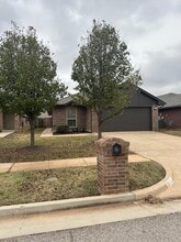 Building Photo - 2352 NW 197th St