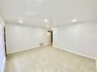 Building Photo - 6910 Hart Ln