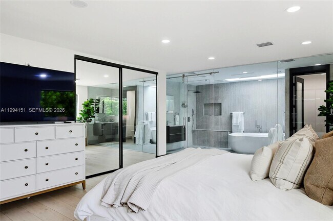 Building Photo - 8341 SW 87th Terrace