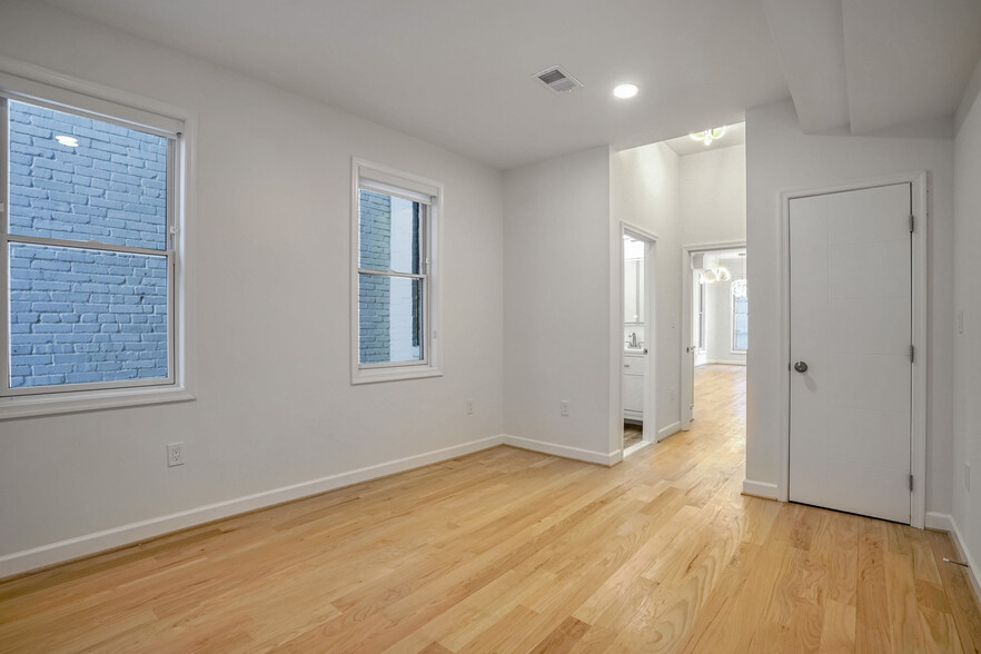 First Floor - Bedroom 1 - 951 25th St NW