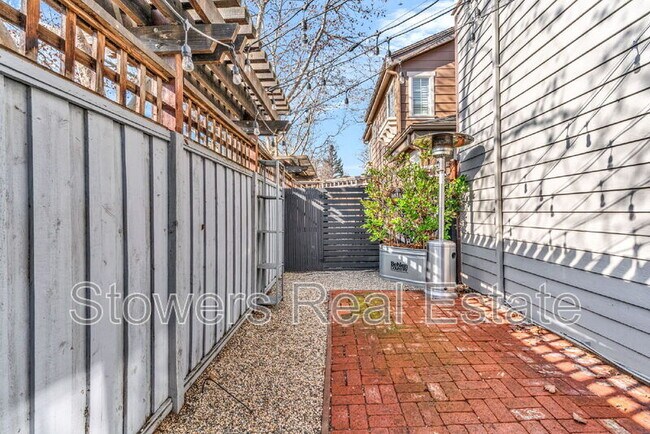 Building Photo - 1188 River Rock Lane