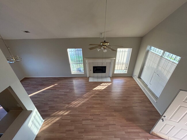 Building Photo - 4420 St Francis Ave